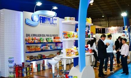 STAND BY MARKETING E EVENTOS  - FortPlast no evento Acaps 2015